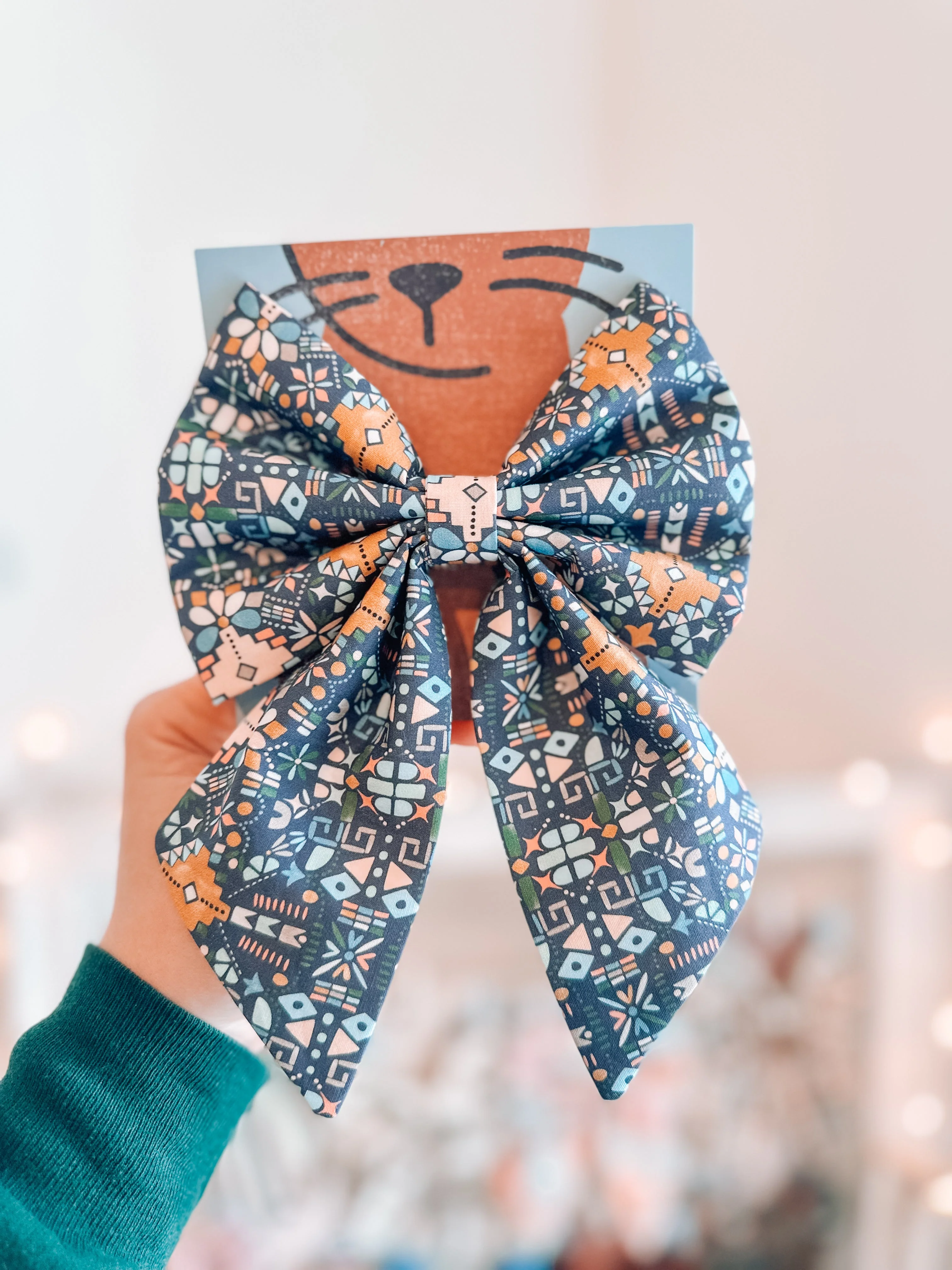 Hallendale Sailor Bow
