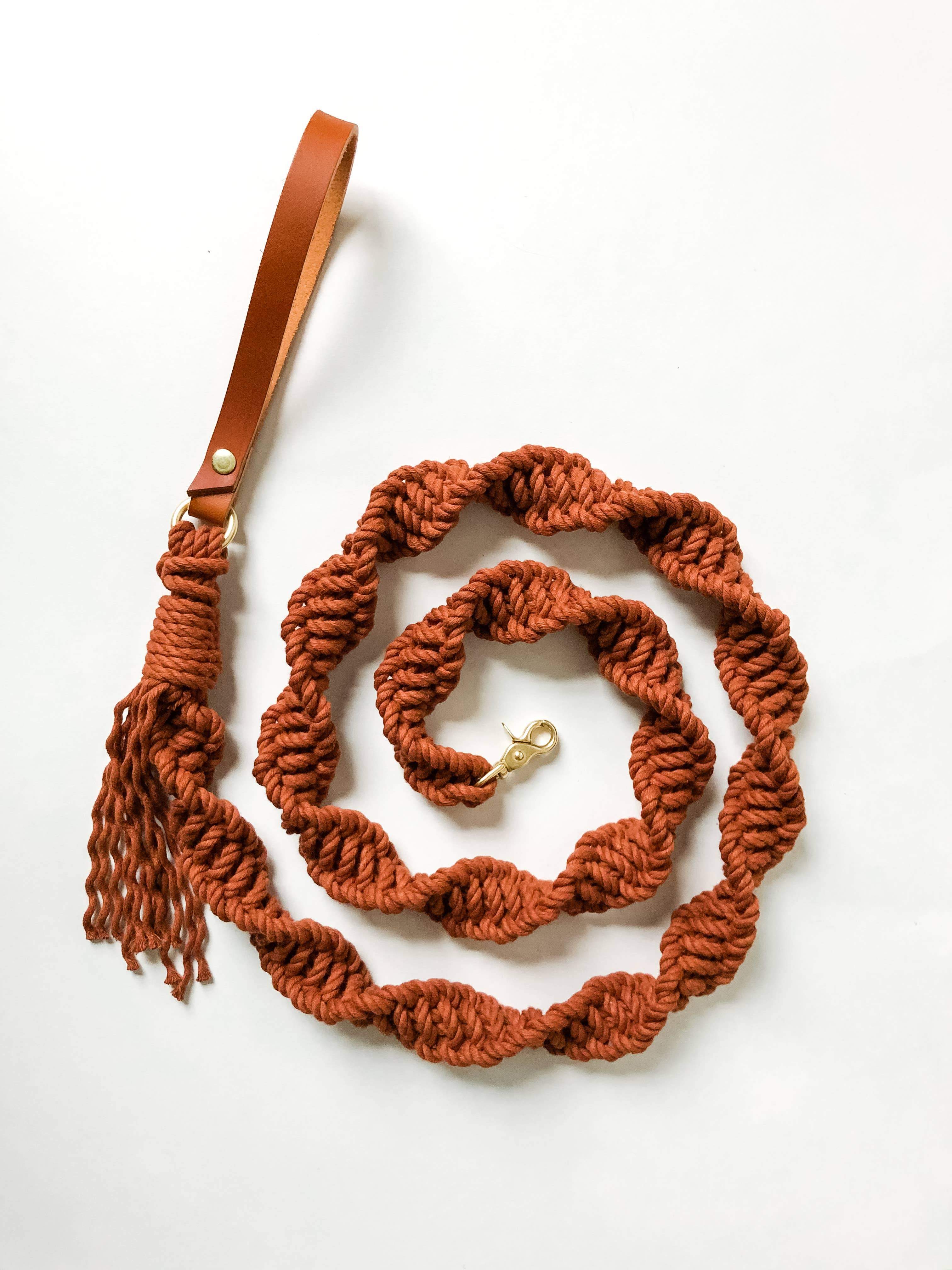 Macrame Spiral Dog Leash w/ Leather Handle - Image 2